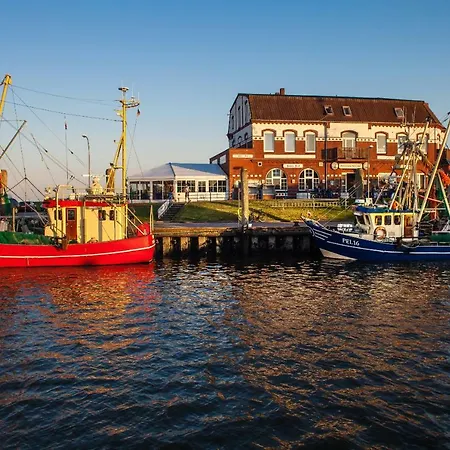 Gud Jard Nr 27 - Design-ferienhaus Mit Exklusiver Ausstattung * 佩尔沃姆